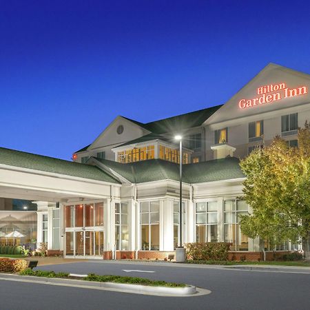 Hilton Garden Inn Richmond Airport Сандстън Екстериор снимка