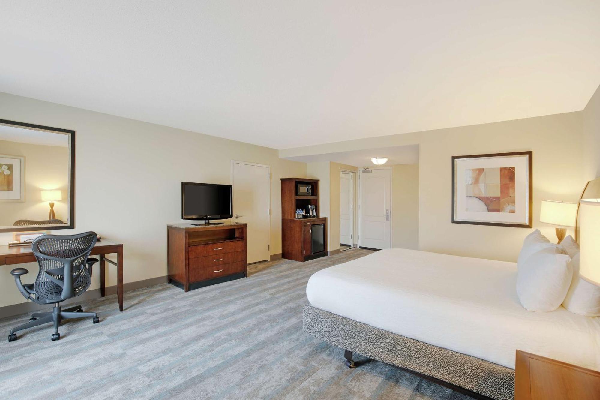 Hilton Garden Inn Richmond Airport Сандстън Екстериор снимка